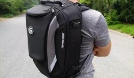 头盔背包爆料视频大全下载,揭秘未来装备新趋势